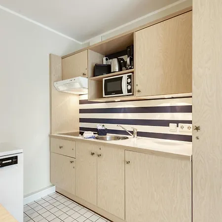 Aparthotel Zingst 4* 青斯特